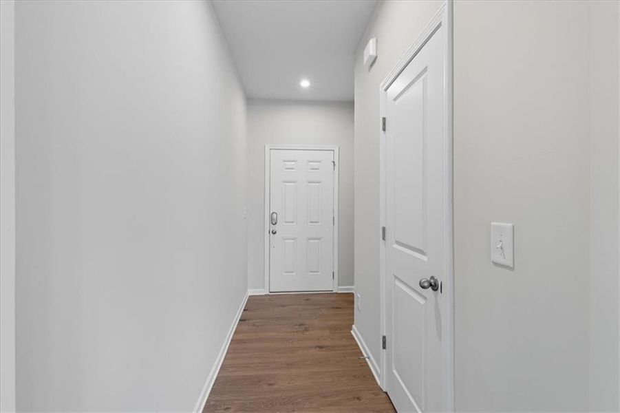 Spacious, unfurnished interior of a new home in Park Center Pointe, Austell (Image 17).