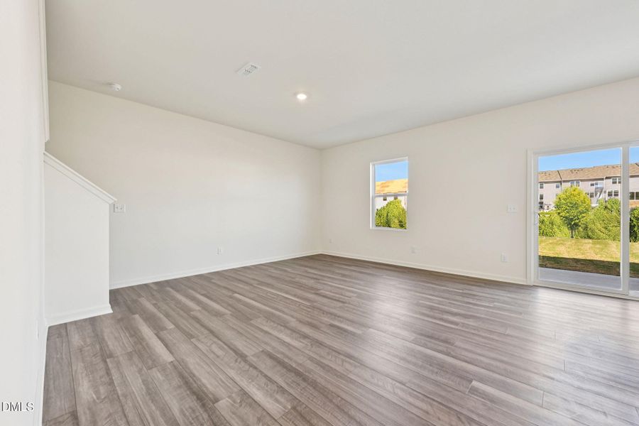 15-web-or-mls-P 13-print-Quarry Rd 539-S