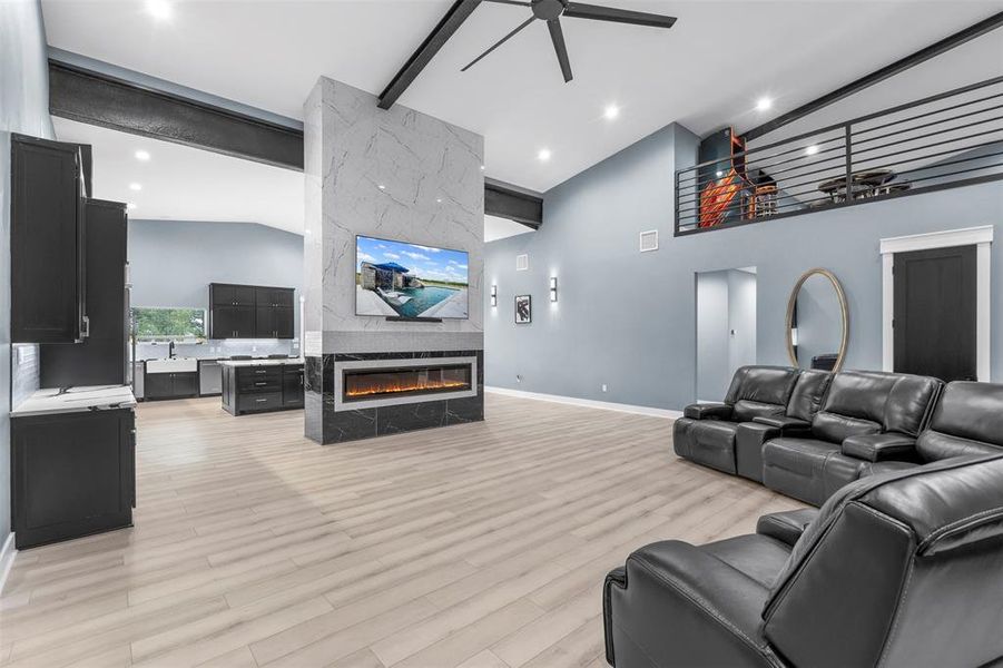 Image 36 of a home in .