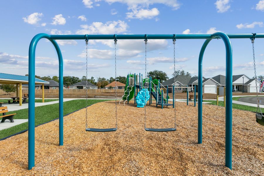 Community amenities in Buckeyes Landing, Navarre (Image 39).