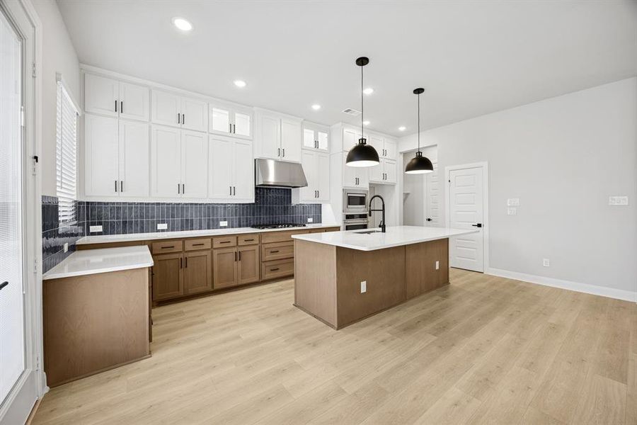 Furnished interior view inside a new home in Greenville Heights, Dallas (Image 11).