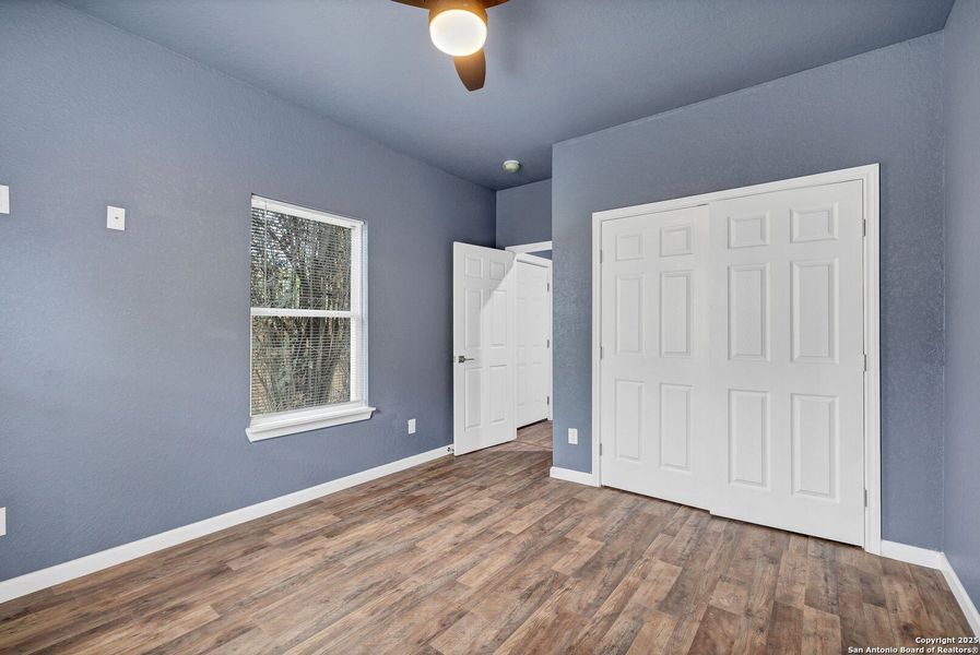 Spacious, unfurnished interior of a new home in , San Antonio (Image 24).