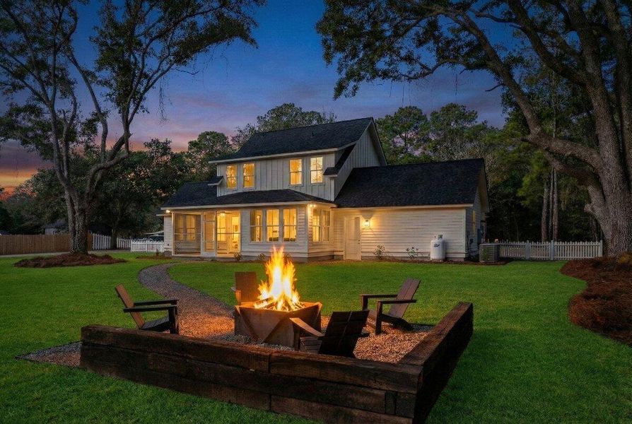 Exterior details and patio area of a home in , Awendaw (Image 30).