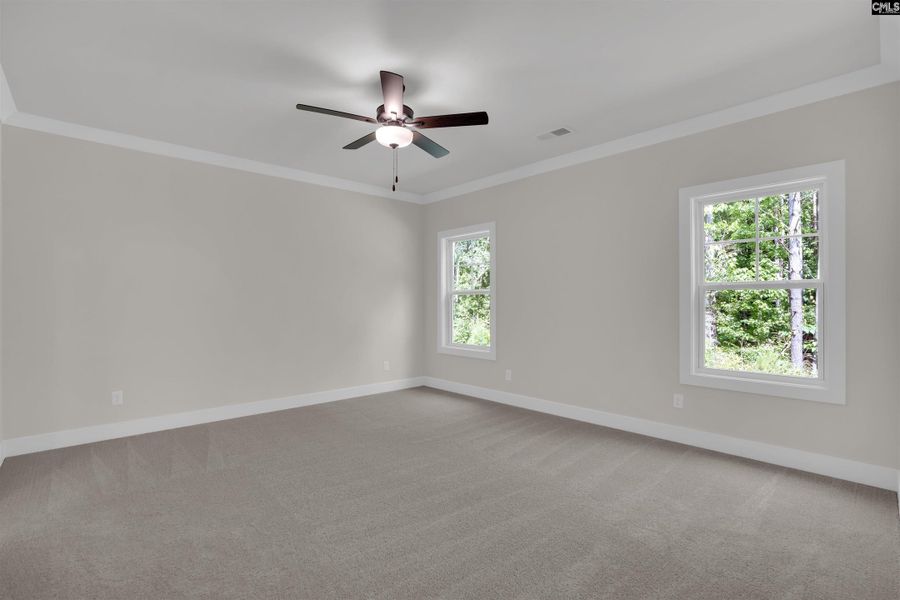 Spacious, unfurnished interior of a new home in Rolling Hills, Prosperity (Image 30).