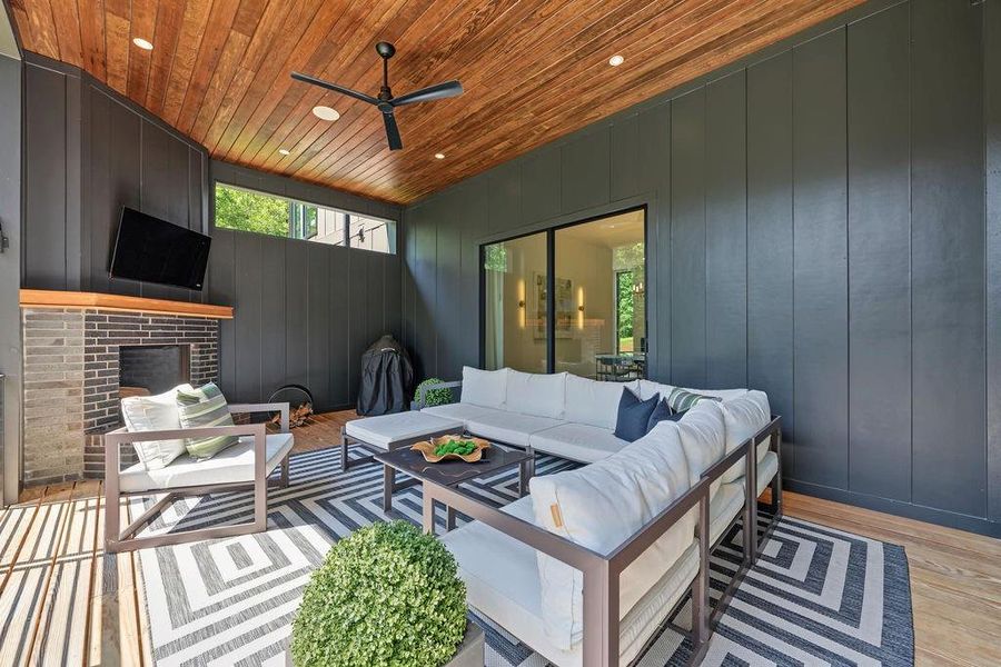 Exterior details and patio area of a home in , Atlanta (Image 31).