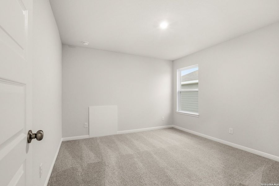 Spacious, unfurnished interior of a new home in Applewhite Meadows, San Antonio (Image 22).