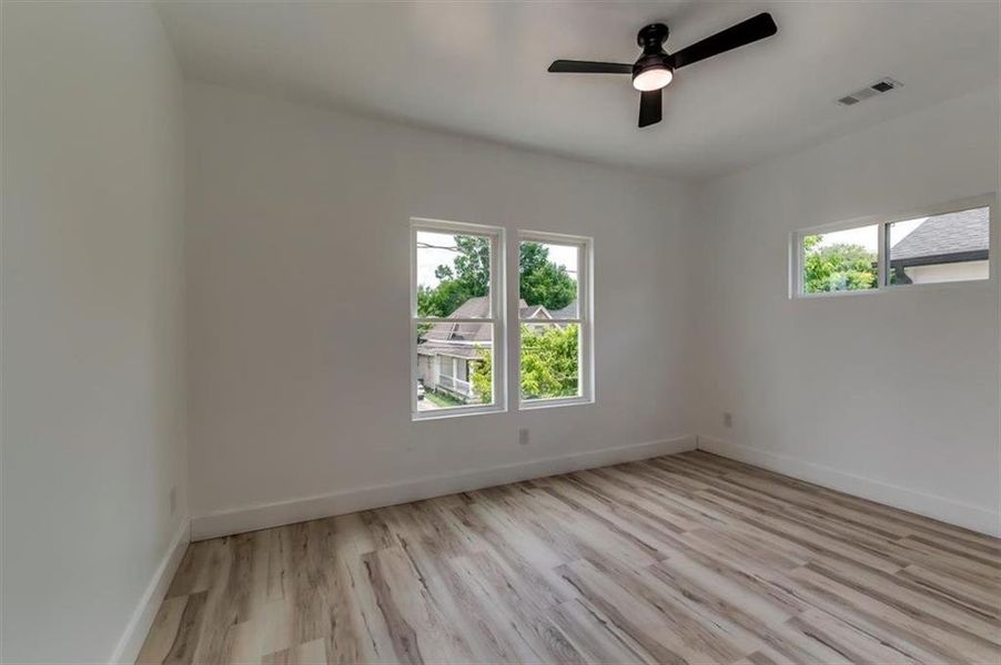 Spacious, unfurnished interior of a new home in , Atlanta (Image 20). Spacious, unfurnished interior of a new home in , Atlanta (Image 20).