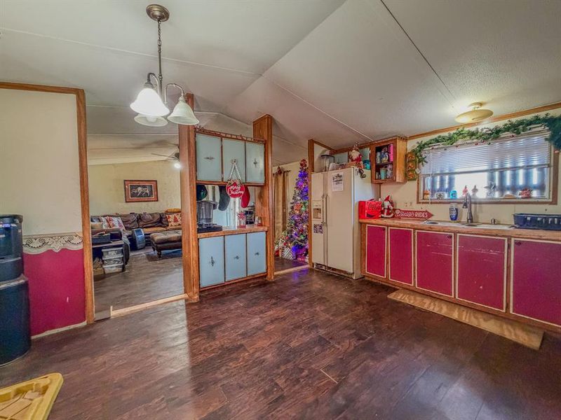 Image 27 of a home in .