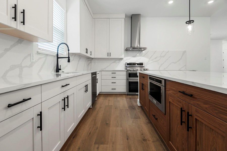 Furnished interior view inside a new home in Hallimore Ranch, Rosenberg (Image 10).