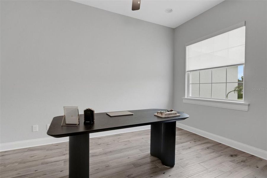 Furnished interior view inside a new home in , Lakeland (Image 16).