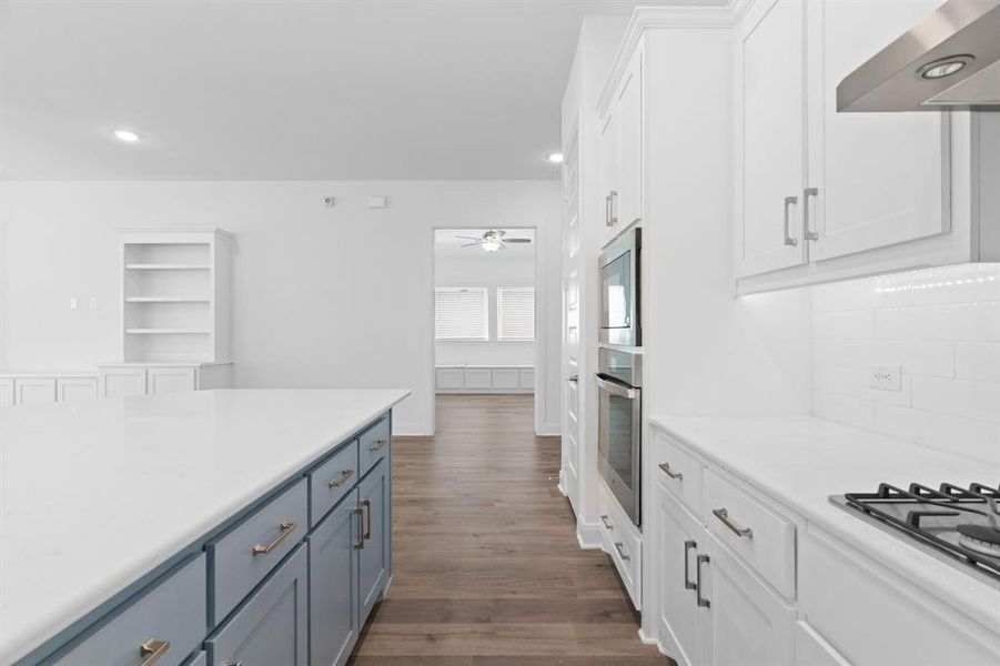 Furnished interior view inside a new home in , Van Alstyne (Image 17).