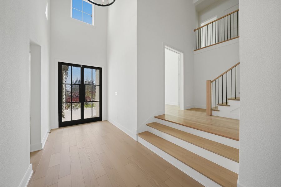 Spacious, unfurnished interior of a new home in Park Place - 80' Lots, Prosper (Image 21).