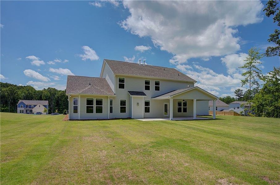 Exterior details and patio area of a home in , Senoia (Image 4).