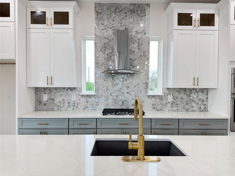 Close-up of interior finishes inside a home in , Houston (Image 17). Close-up of interior finishes inside a home in , Houston (Image 17).
