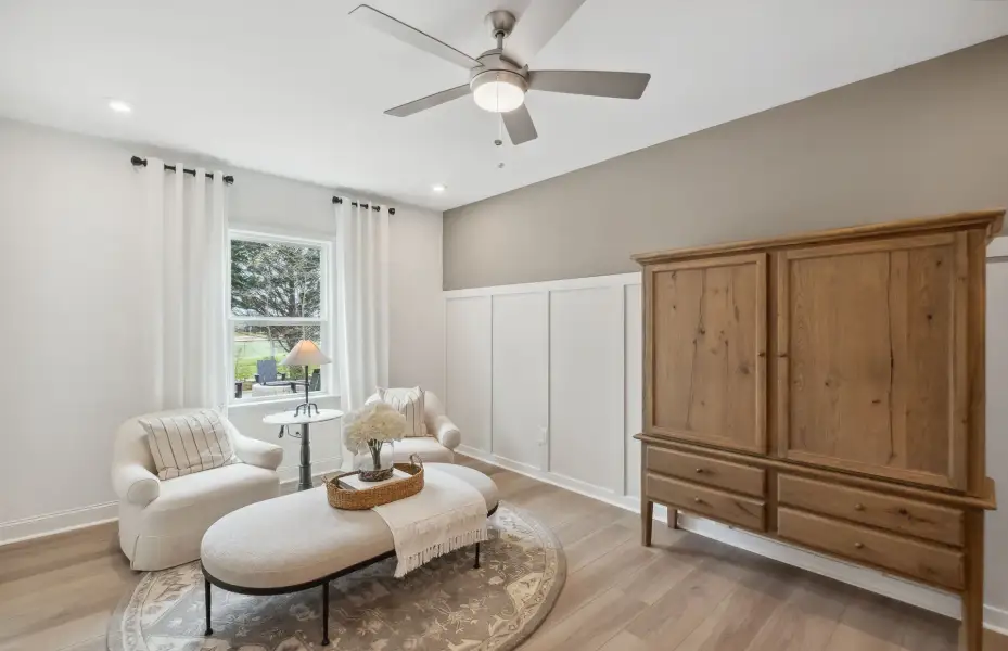 Furnished interior view inside a new home in Hamilton Place, Cartersville (Image 10).