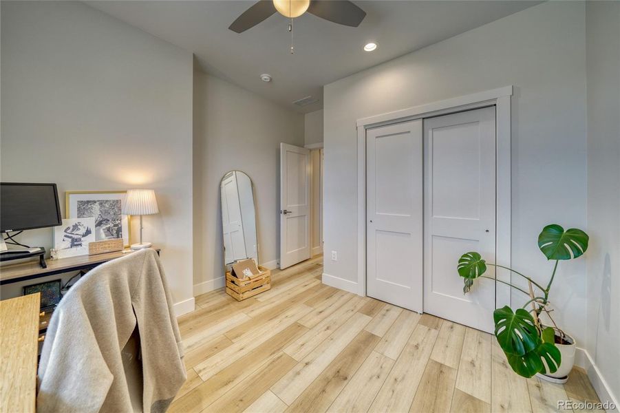 Furnished interior view inside a new home in , Salida (Image 13).