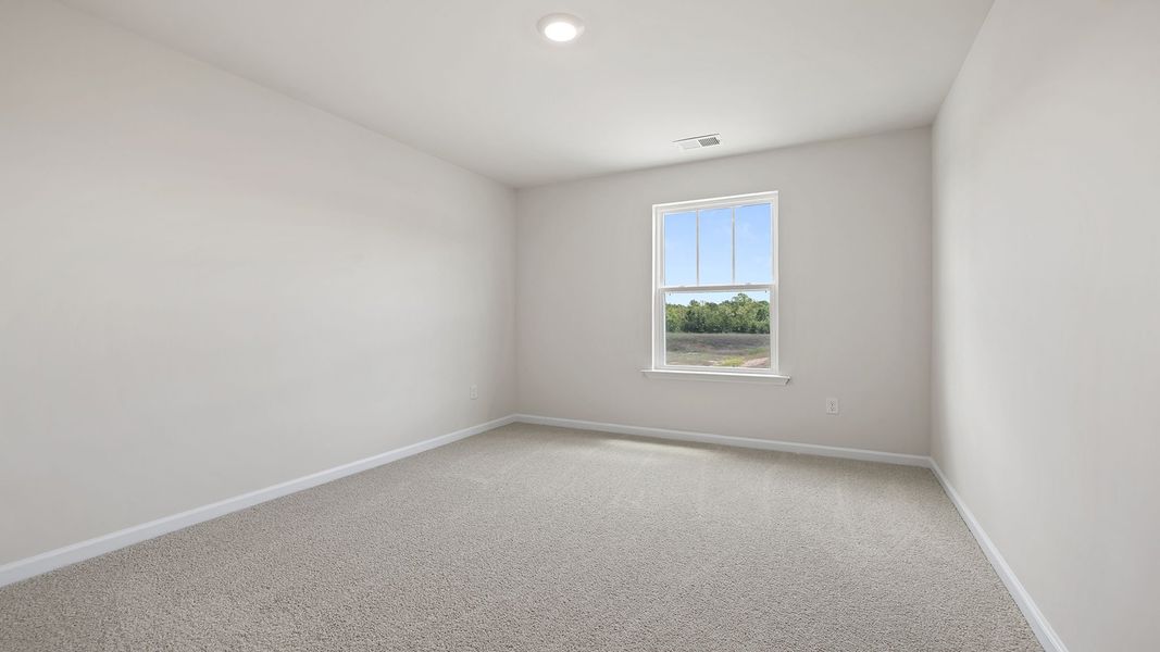 Spacious, unfurnished interior of a new home in Durbin Meadows, Fountain Inn (Image 20).