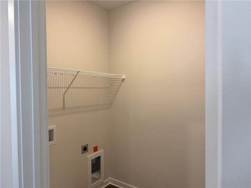 Spacious, unfurnished interior of a new home in Rosewood Lake Estates, Hoschton (Image 22).