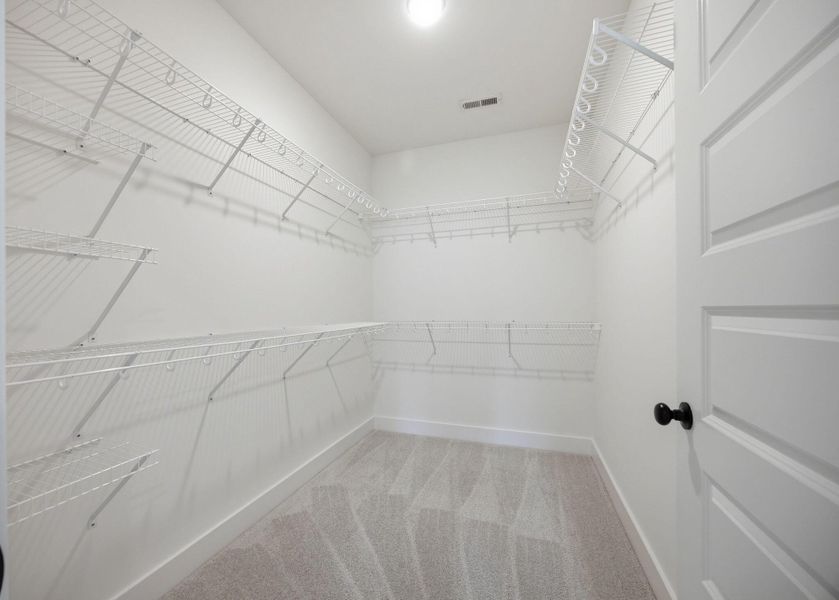 GVP027-1022 Primary Walk-in Closet