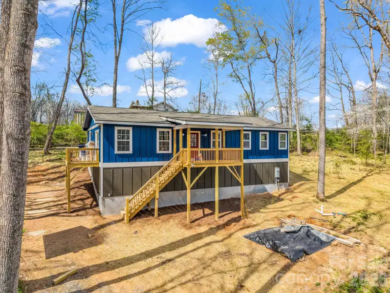 Image 33 of a home in . Image 33 of a home in .