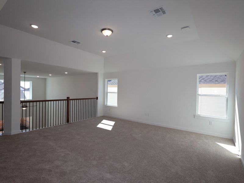 Spacious, unfurnished interior of a new home in Edgewood, Leander (Image 17). Spacious, unfurnished interior of a new home in Edgewood, Leander (Image 17).