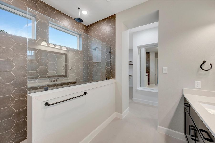 Furnished interior view inside a new home in ARTAVIA - Parkview Collection, Conroe (Image 10).