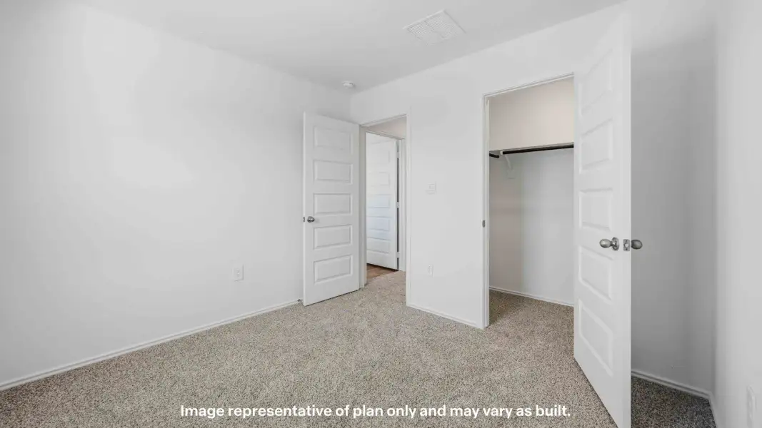 Representative unfurnished interior of a home built from the The Dama by D.R. Horton in Pari Estates, Lubbock (Image 27). Representative unfurnished interior of a home built from the The Dama by D.R. Horton in Pari Estates, Lubbock (Image 27).