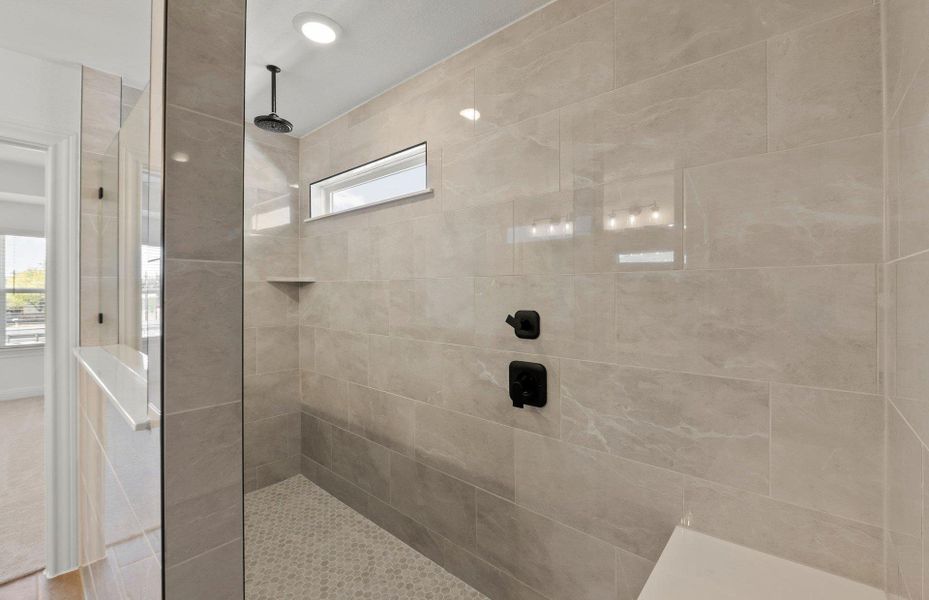 Image 24 of a home in Horizon Lake.