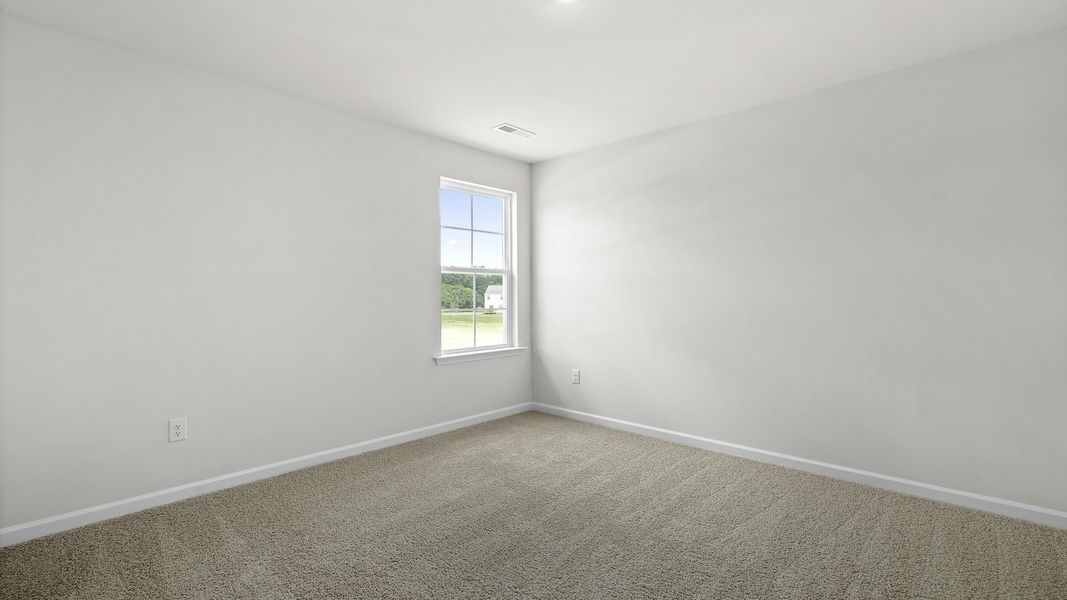 Spacious, unfurnished interior of a new home in The Landing at Summerhaven, Mebane (Image 15).