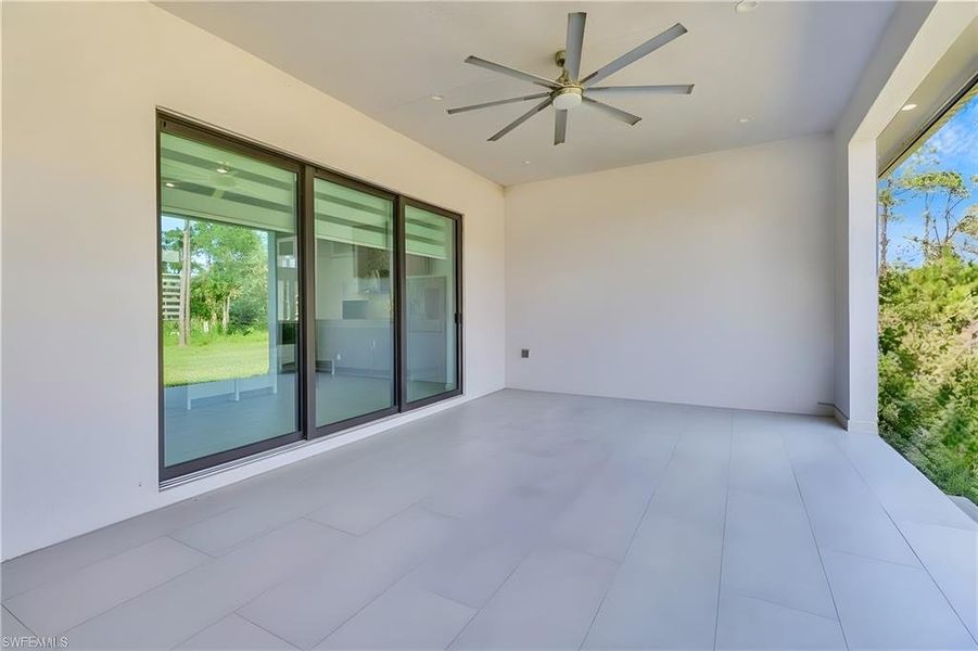 Spacious, unfurnished interior of a new home in , Naples (Image 20). Spacious, unfurnished interior of a new home in , Naples (Image 20).