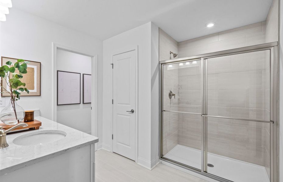 Furnished interior view inside a new home in Briarwood Reserve, Spartanburg (Image 25).