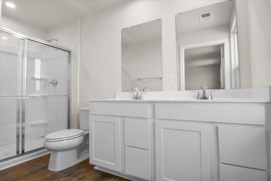 Furnished interior view inside a new home in Baker Grove, Duncan (Image 16).