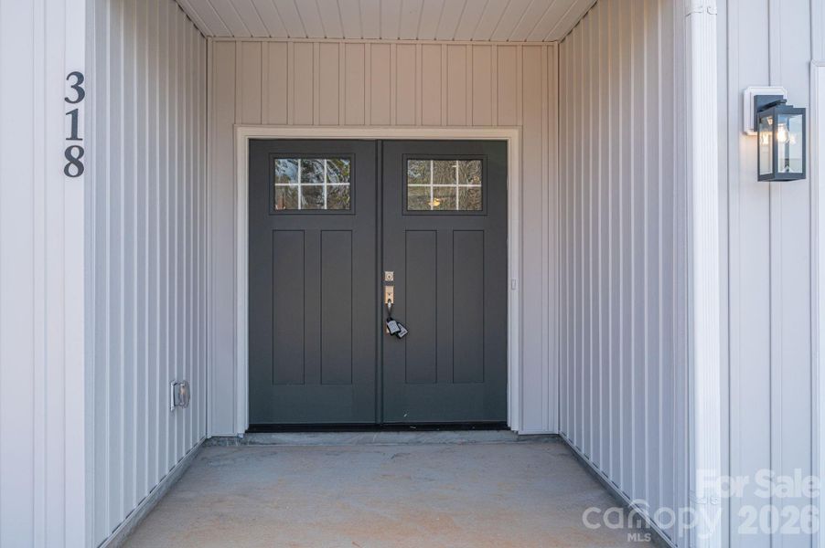 Exterior details and patio area of a home in , Shelby (Image 4).