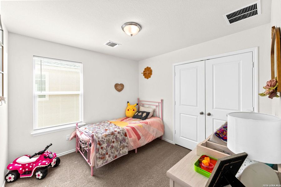 Furnished interior view inside a new home in Berry Springs, Georgetown (Image 7).