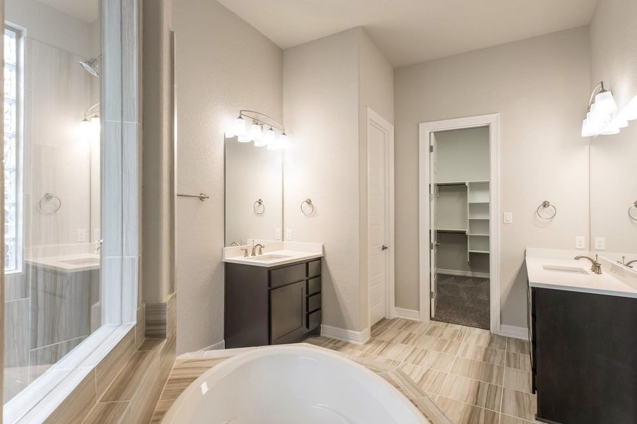 29 8350SierraHermosa 029 Mls