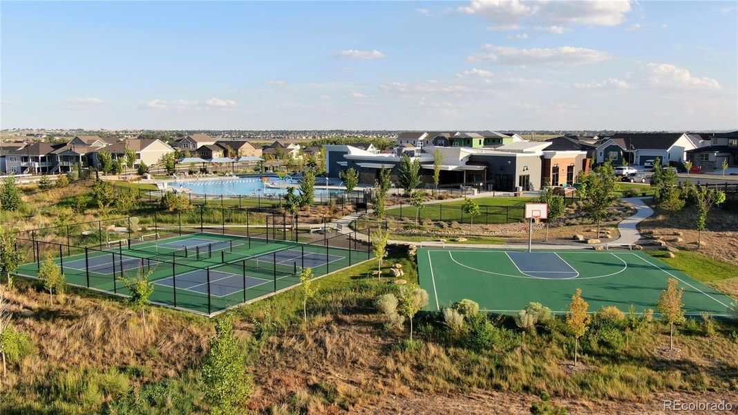 Activity Courts at Barefoot Lakes