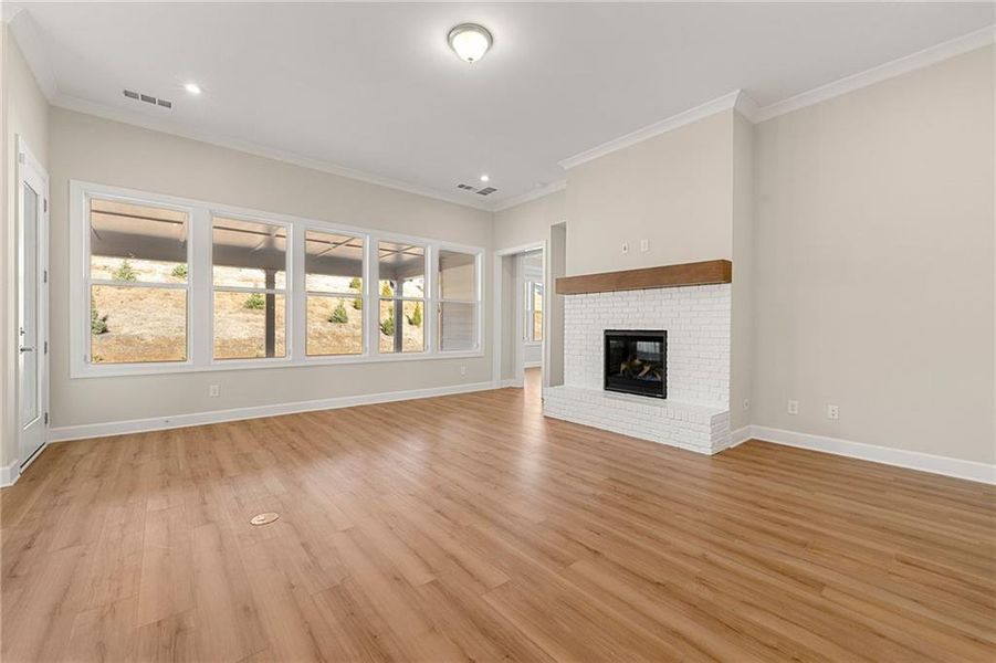 Spacious, unfurnished interior of a new home in Cresswind Georgia at Twin Lakes, Hoschton (Image 15).