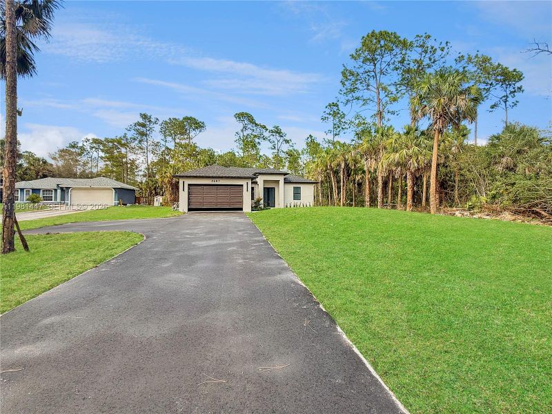 Image 12 of a home in . Image 12 of a home in .