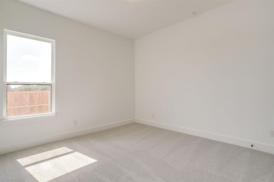 Spacious, unfurnished interior of a new home in Pecan Grove, Burleson (Image 38).