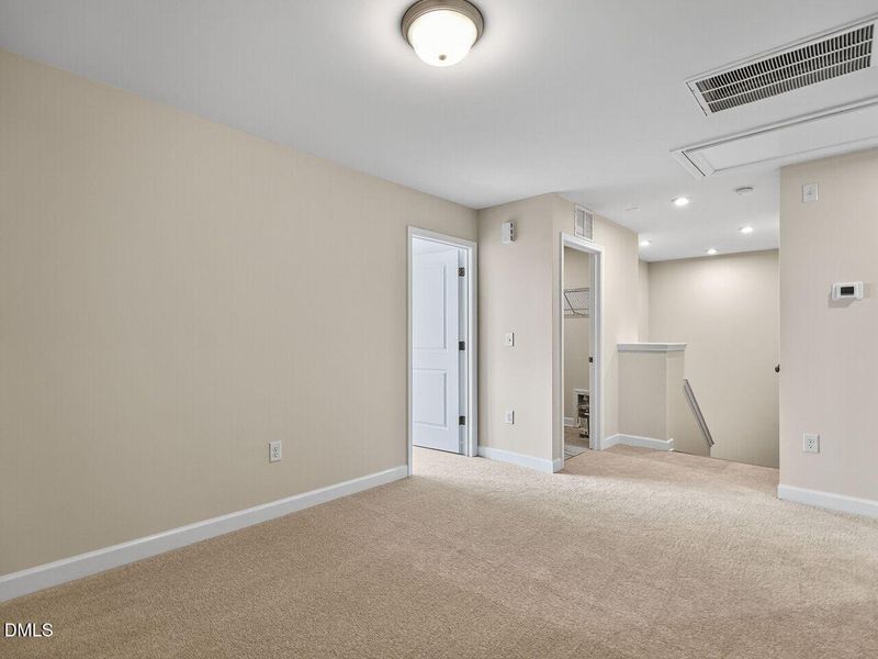 024-1280x960-flex-space