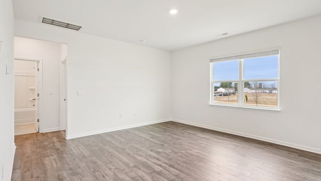 Spacious, unfurnished interior of a new home in The Reserve at Prestleigh, Wake Forest (Image 10). Spacious, unfurnished interior of a new home in The Reserve at Prestleigh, Wake Forest (Image 10).