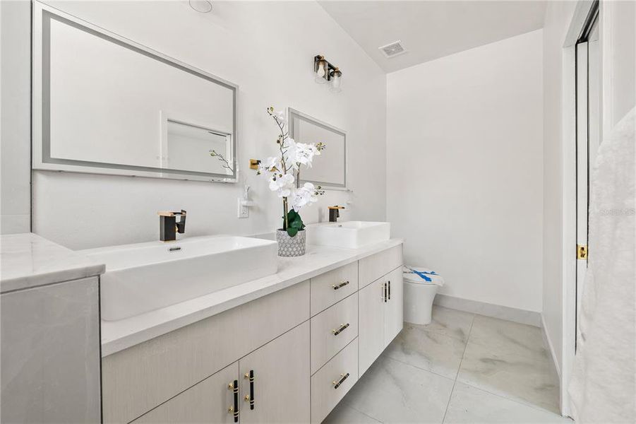 Furnished interior view inside a new home in , Tampa (Image 10).