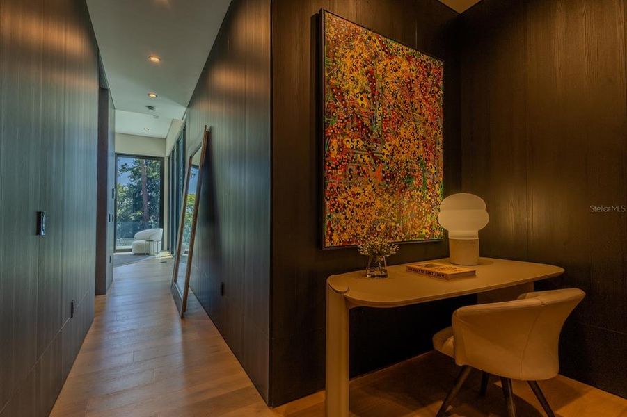 Furnished interior view inside a new home in , Windermere (Image 5).