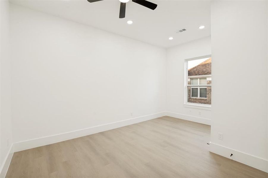 Spacious, unfurnished interior of a new home in , Frisco (Image 29).