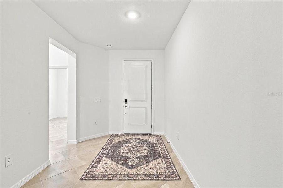 Spacious, unfurnished interior of a new home in , Venice (Image 42).