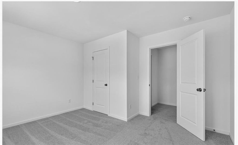 Spacious, unfurnished interior of a new home in Timber Ridge, Douglasville (Image 13).