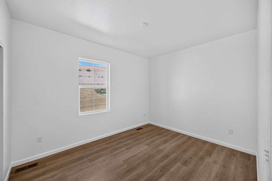 Spacious, unfurnished interior of a new home in Trailstone, Arvada (Image 21). Spacious, unfurnished interior of a new home in Trailstone, Arvada (Image 21).