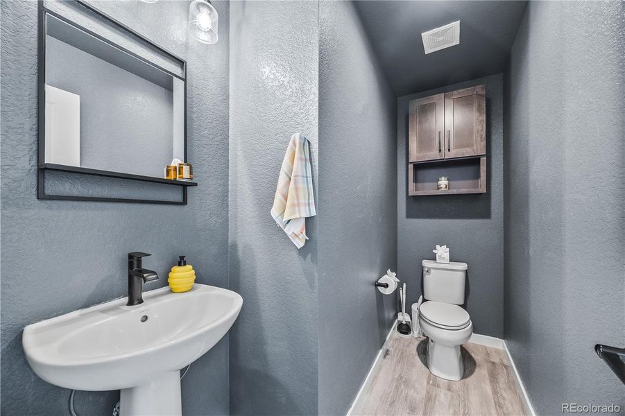 Image 36 of a home in .