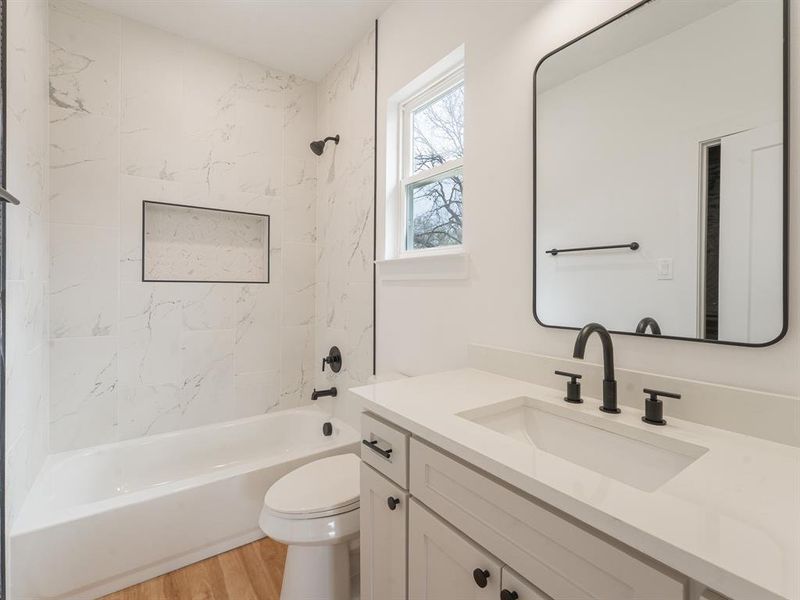 Furnished interior view inside a new home in , Dallas (Image 8).