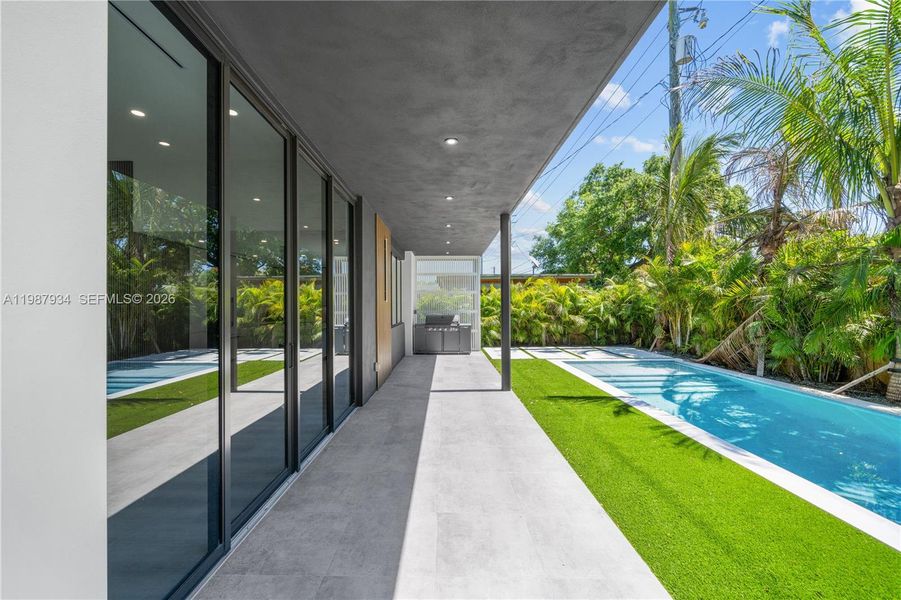 Exterior details and patio area of a home in , Miami (Image 29).